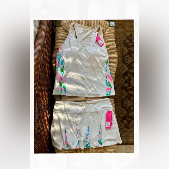 Lilly Pulitzer Luxletic Resort White Holding Court set, size XL. - Picture 1 of 1
